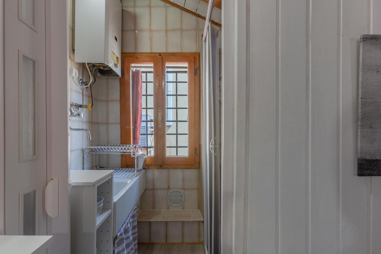 Aposa Little House Apartment Bologna Exterior photo